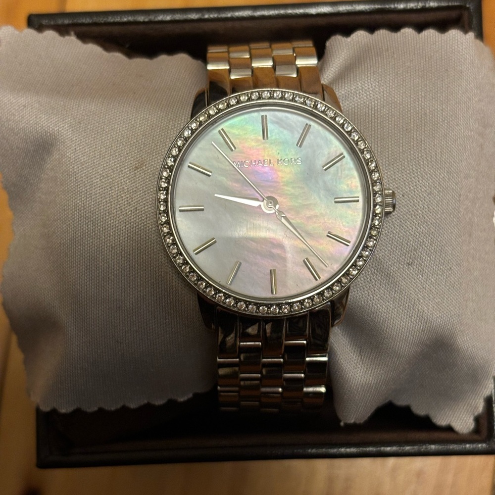 Michael kors watch
